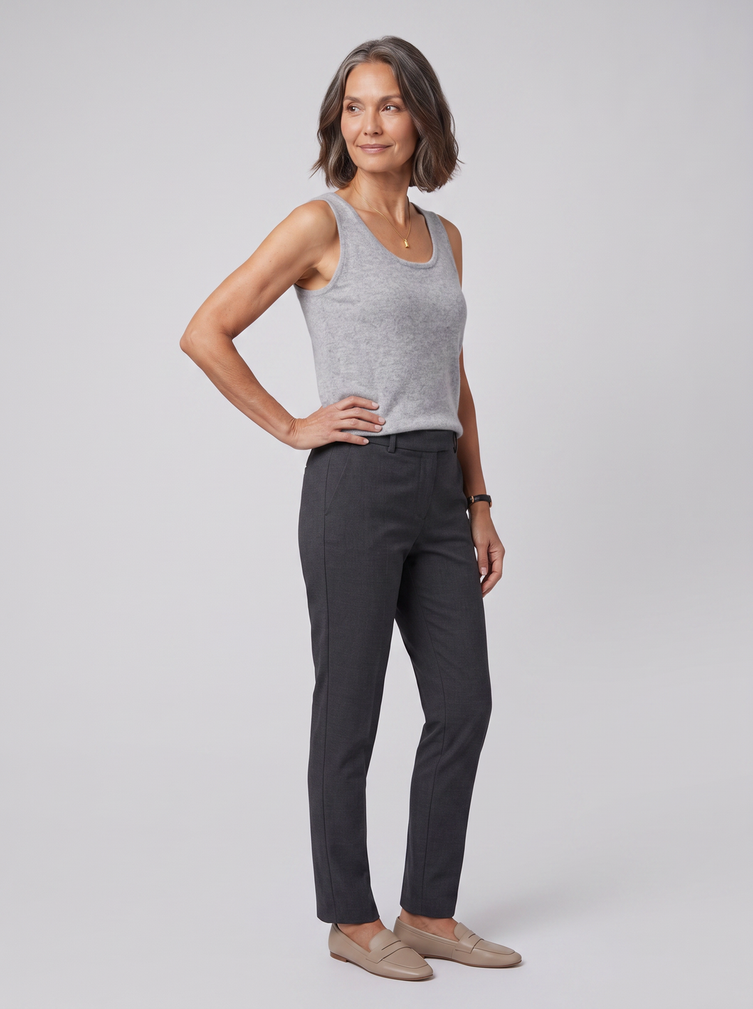Ivanna Quinn cashmere tank gray on model