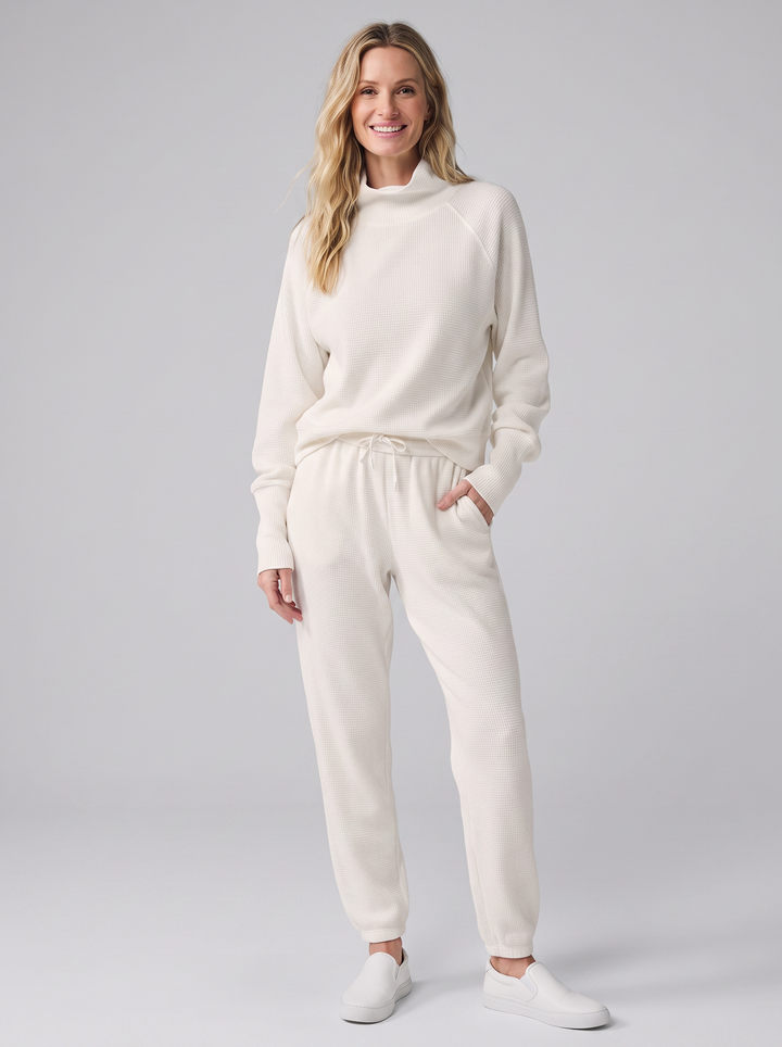 Snasa loungewear set white on model