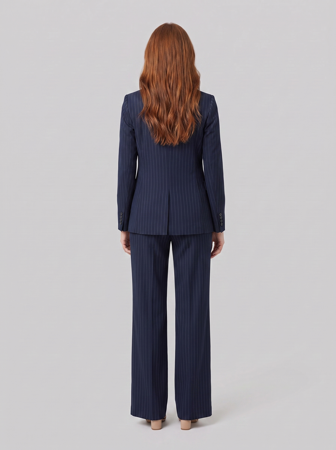 Isabelle suit back view