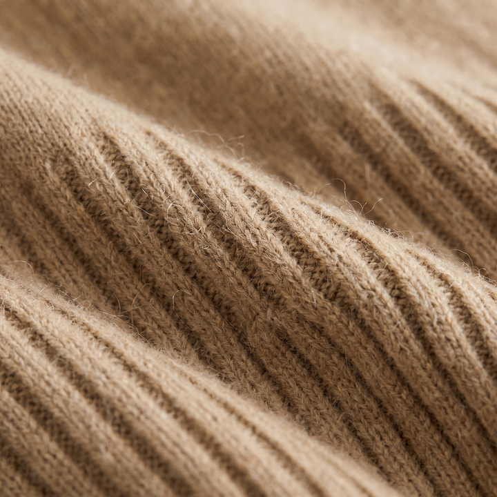 Seoul knit fabric detail