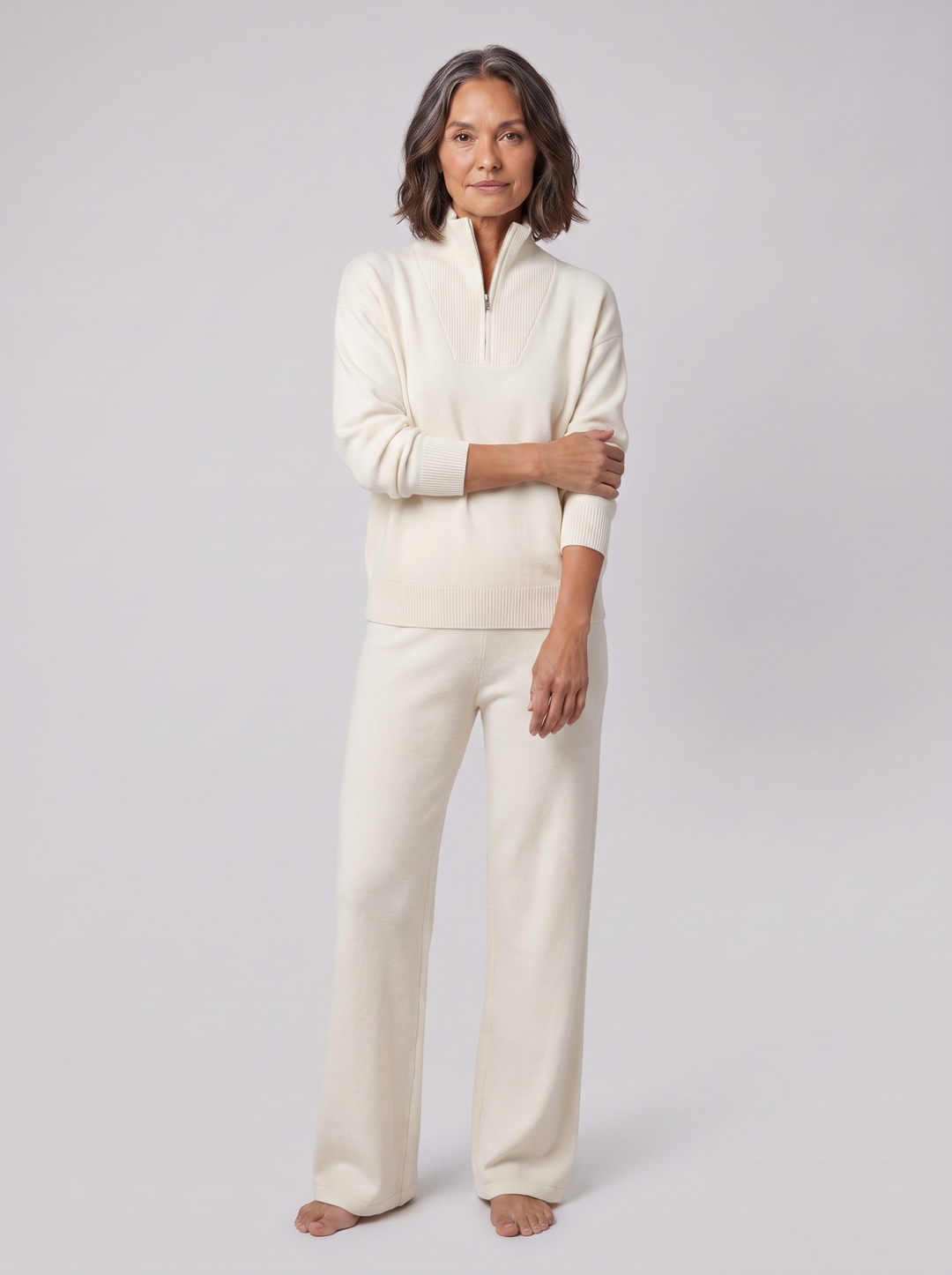 Fjordboer lounge set clouds cream on model