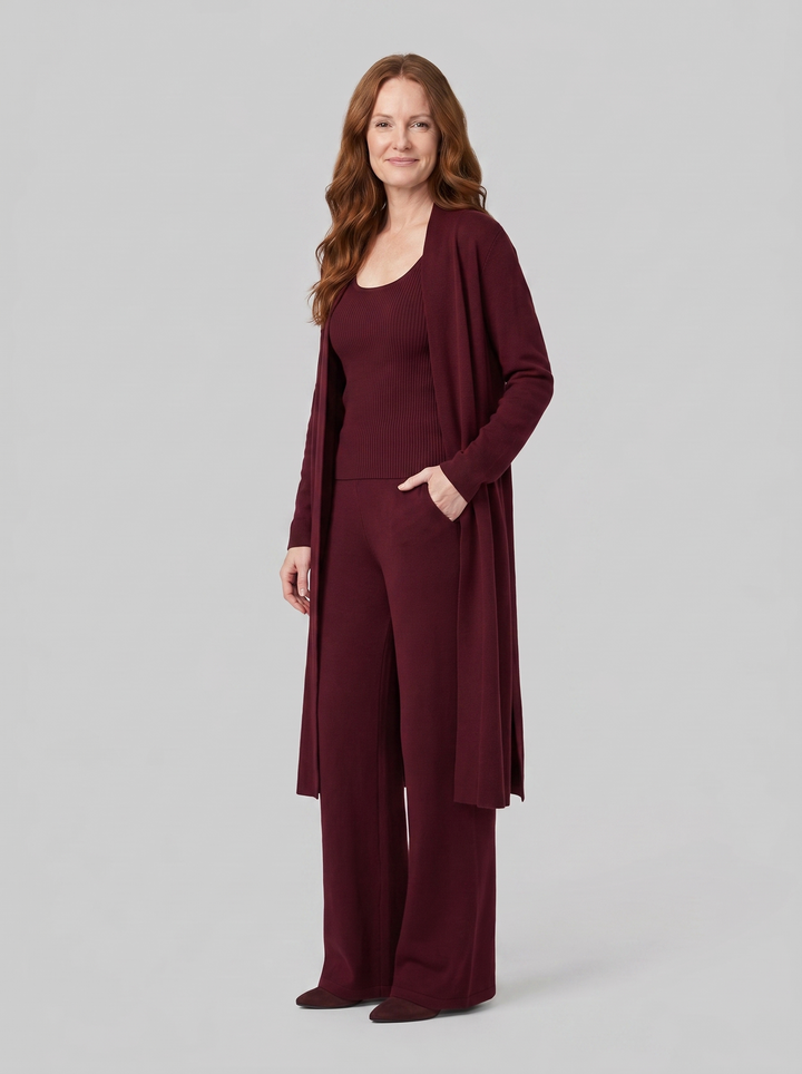 Addison knit lounge set maroon on model