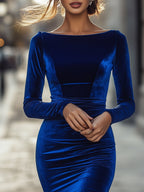 Luna | Boat Neck Velvet Bodycon Dress