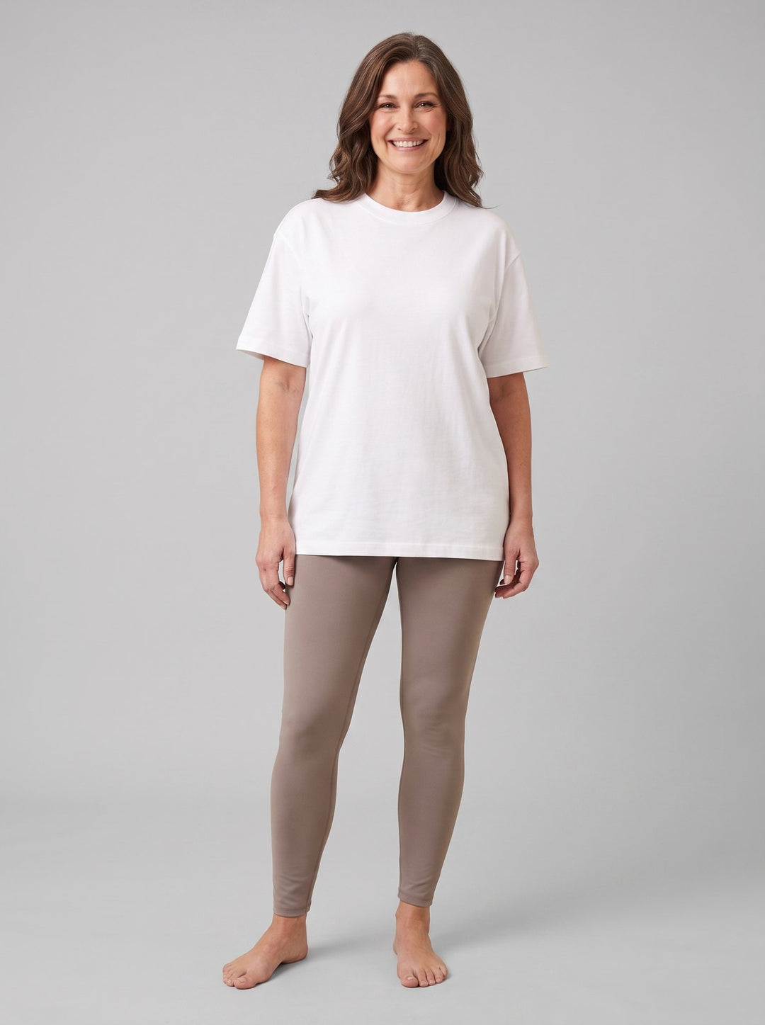 Alera oversized white organic cotton t-shirt front on model