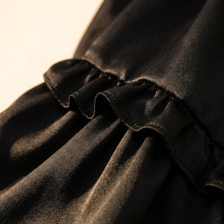 Anouk silk-effect fabric close-up