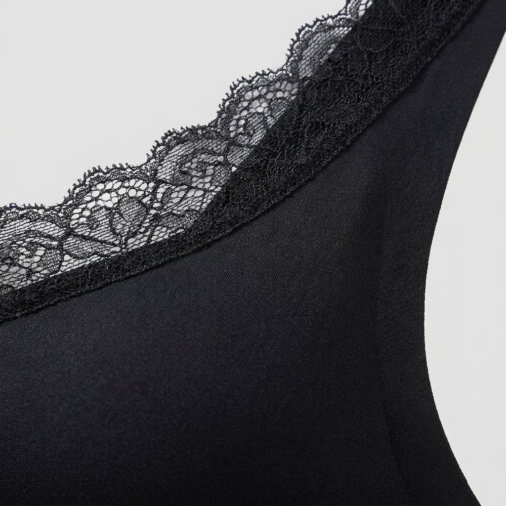 Berenice seamless lace detail
