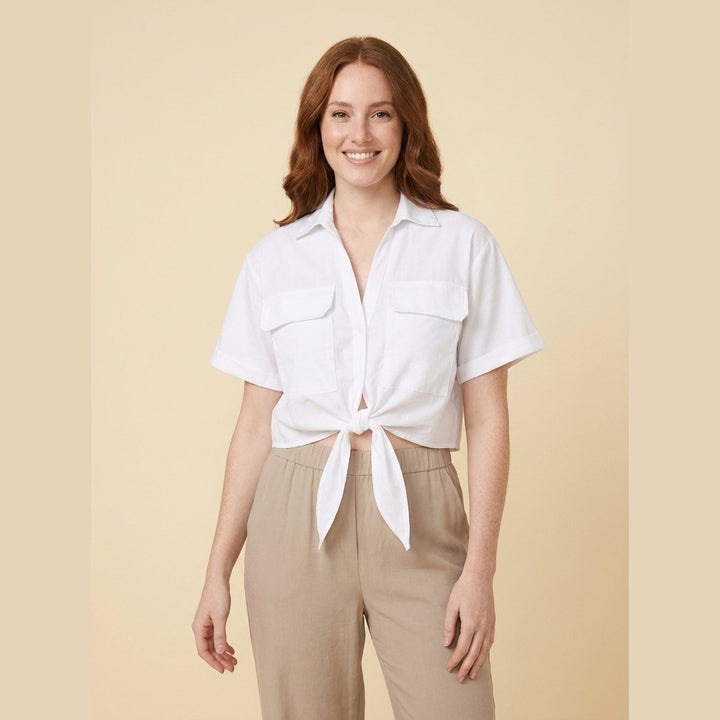 Breeze Women's Shirt white twist-hem