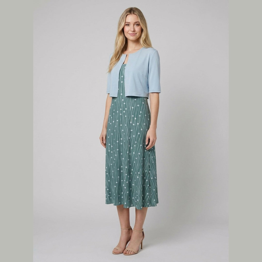 Chico floral two-piece dress green on model