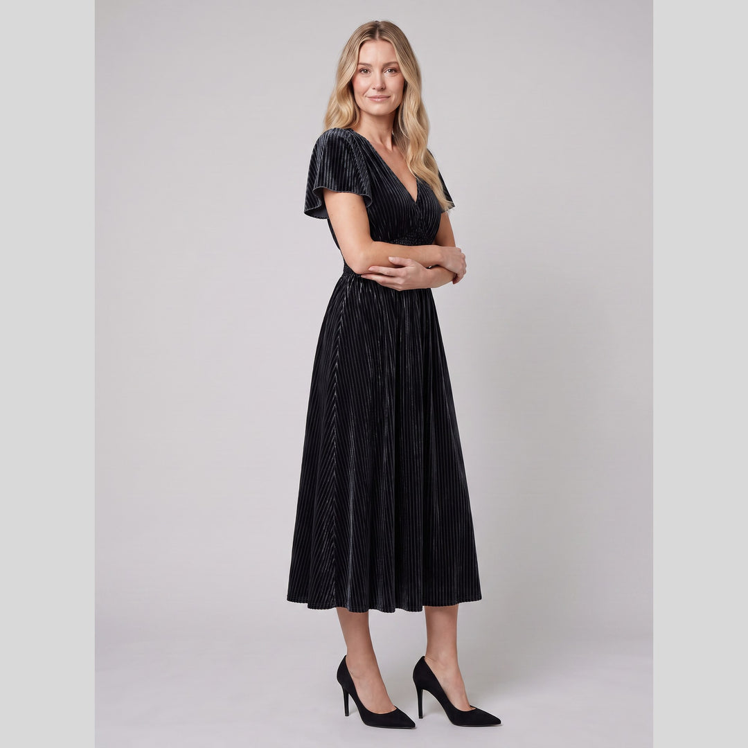 Black velvet V-neck short sleeve midi dress - The store Vancouver