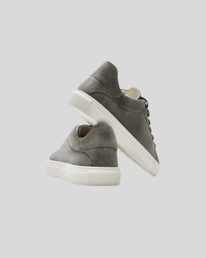 Halden Oxford sneakers in dark grey leather, view of the flexible sole