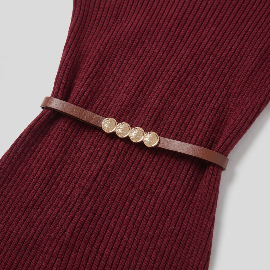 Luna burgundy ribbed knit fabric detail
