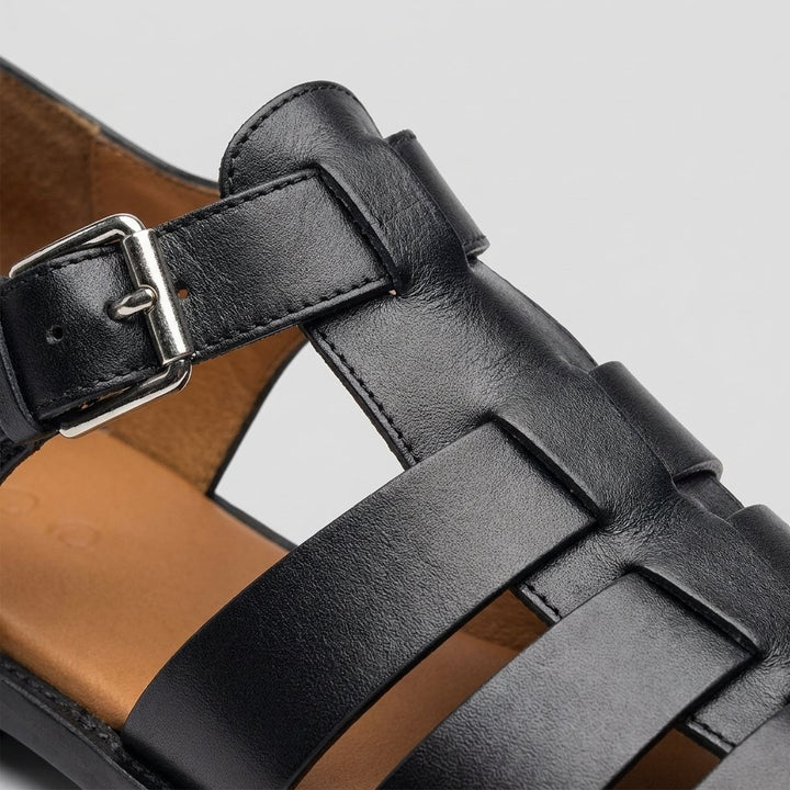 Luxe men's leather fisherman sandal, buckle and strap detail