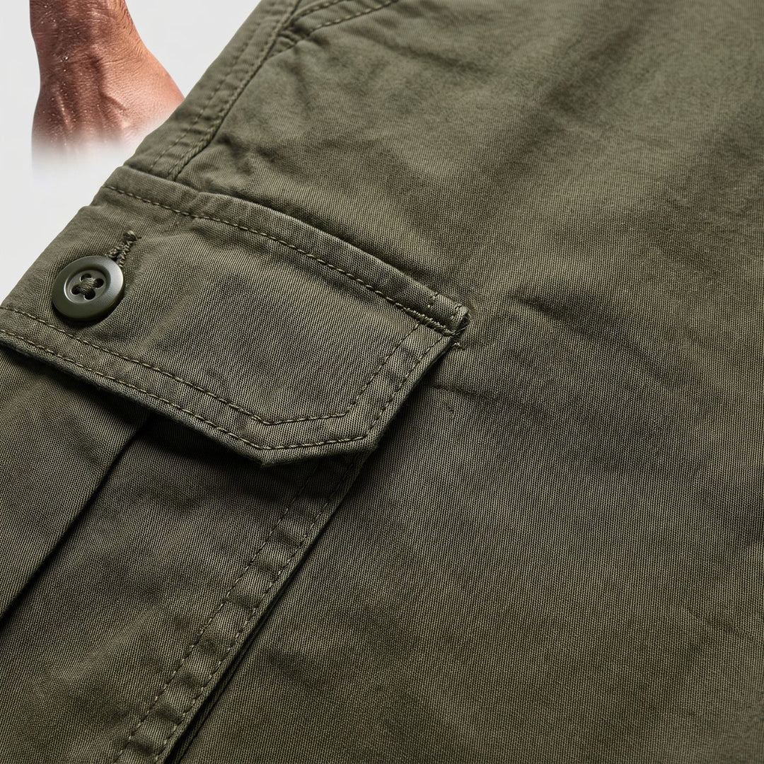 Manuel cargo shorts fabric detail
