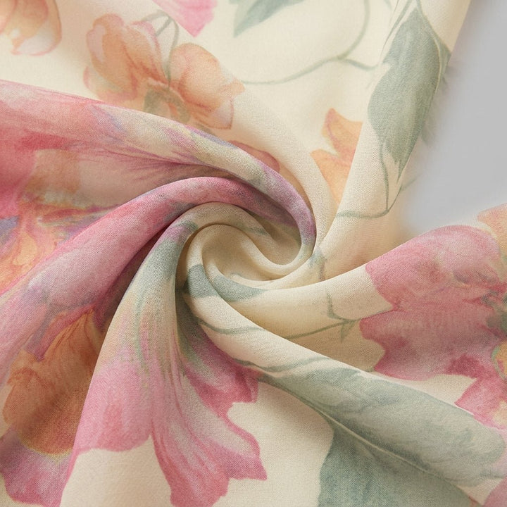Marguerite floral print chiffon fabric detail