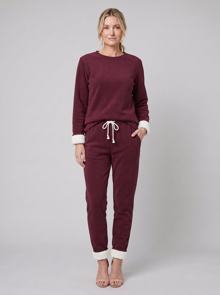 Noellee comfortable lounge set in dark red