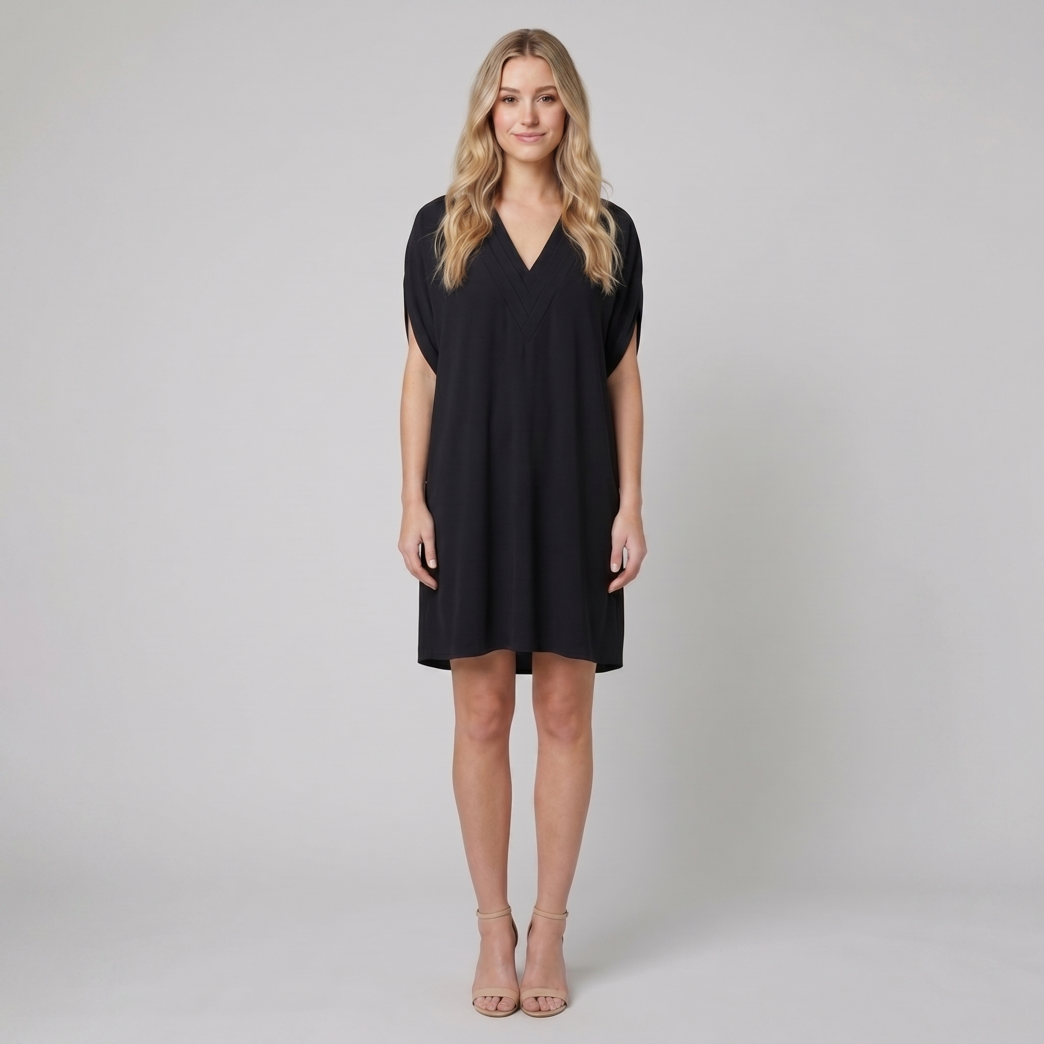 Rachel V-neck casual dress black - The store Vancouver