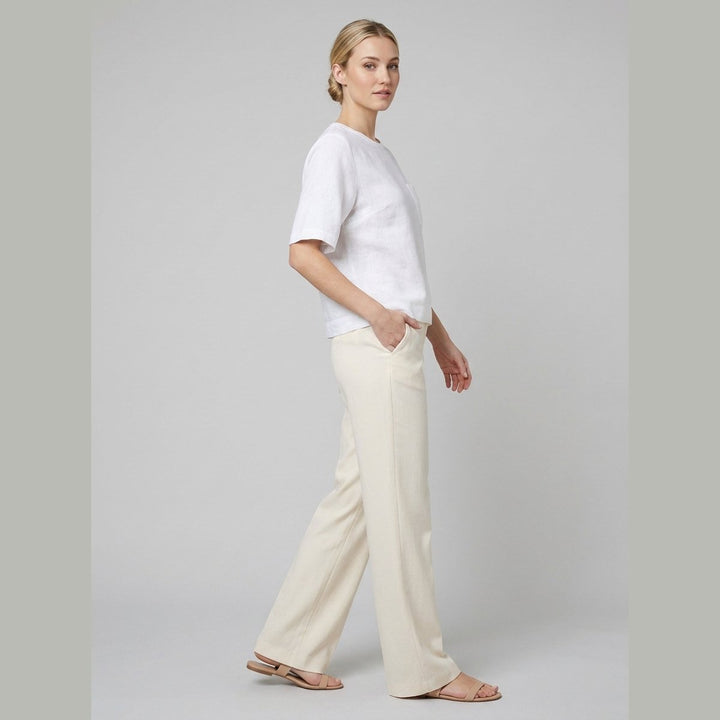 Riva white linen boxy top on model side