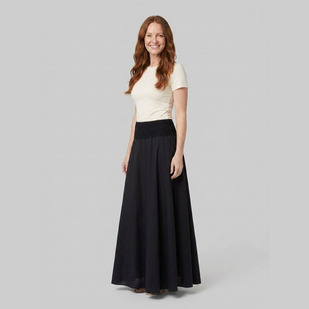 Sable Midi Skirt black poplin, side view