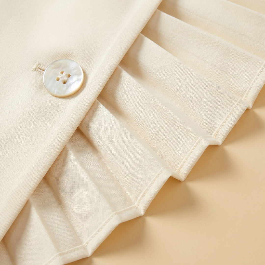 Sera pleat and button fabric detail