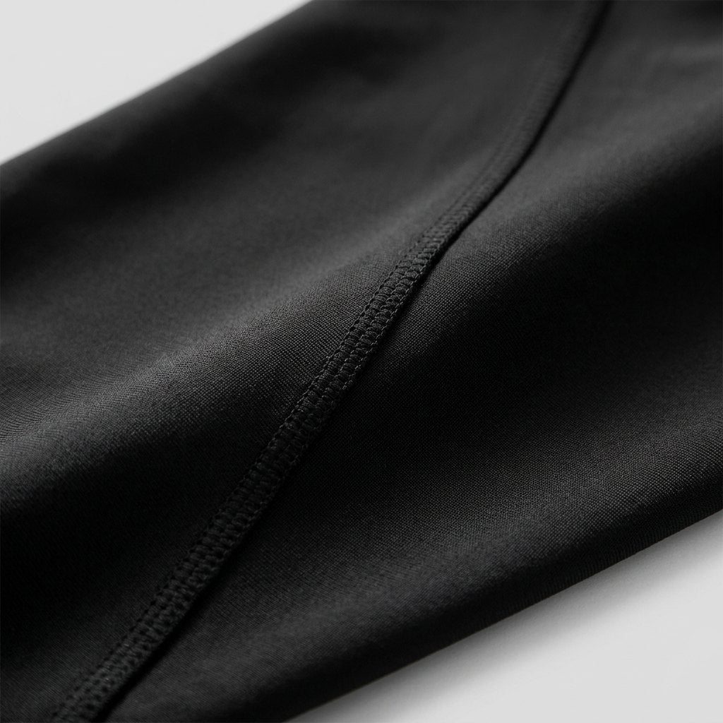 Svelte one-piece swimsuit fabric detail