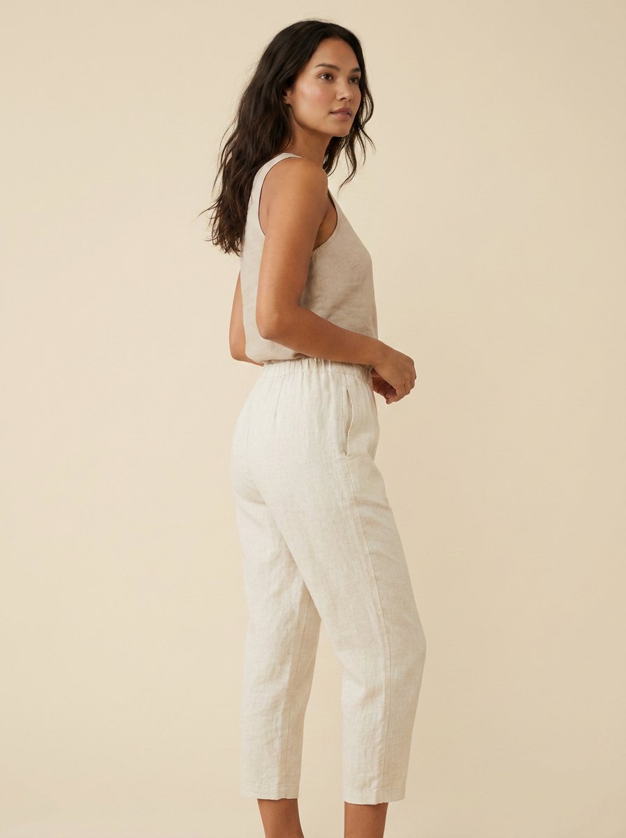 Talia linen capri pants side
