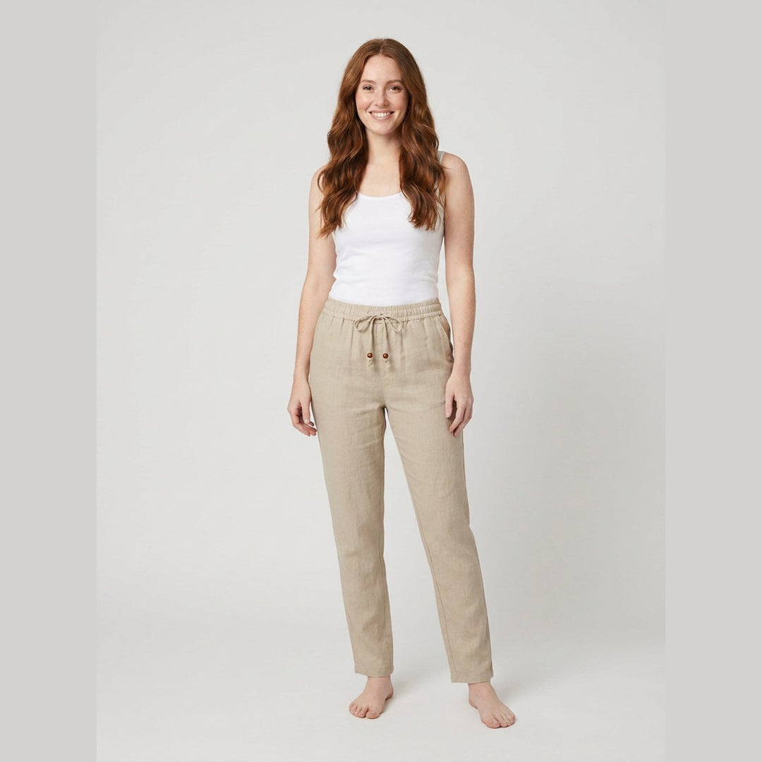 Teddy women's linen pants beige on model